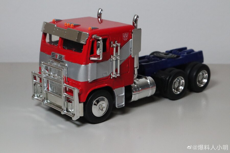  In Hand Image Of Jada Toys Transformers Rise Of The Beasts Optimus Prime  (7 of 9)